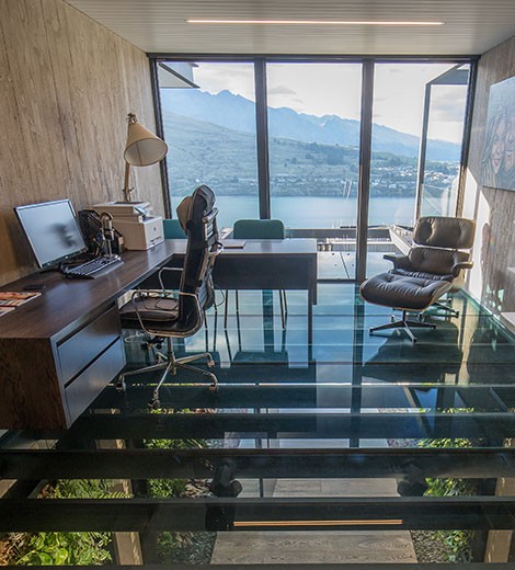 E13 Windows - Cascata - Office with a view