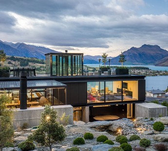 Cascata House from the back