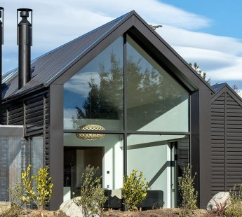 Evan Residence - Full height windows